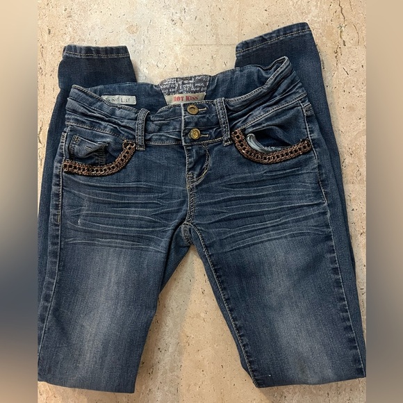 Hot Kiss Denim - *Vintage* Y2K Hot Kiss Gold Chain Embellished Skinny Lily Jeans Size 3